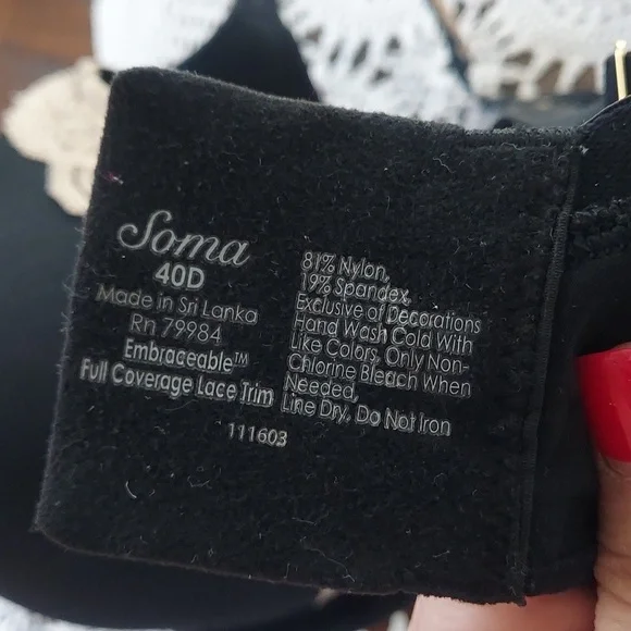 Set of 4 Sexy Soma Bras - Picture 12 of 13